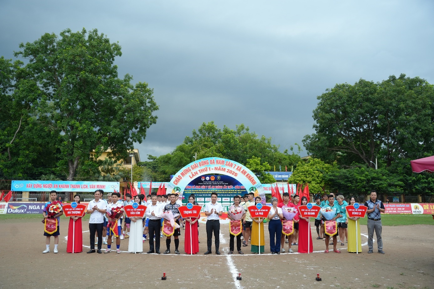 Khai mạc Giải bóng đá nam sân 7&nbsp;xã An Khánh lần thứ I, năm 2025- Ảnh 1.