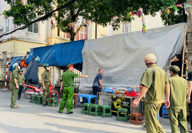 Hoài Đức triển khai đợt cao điểm tấn công trấn áp tội phạm nhân dịp kỷ niệm 80 năm Cách mạng Tháng 8 và Quốc khánh 02/9- Ảnh 2.