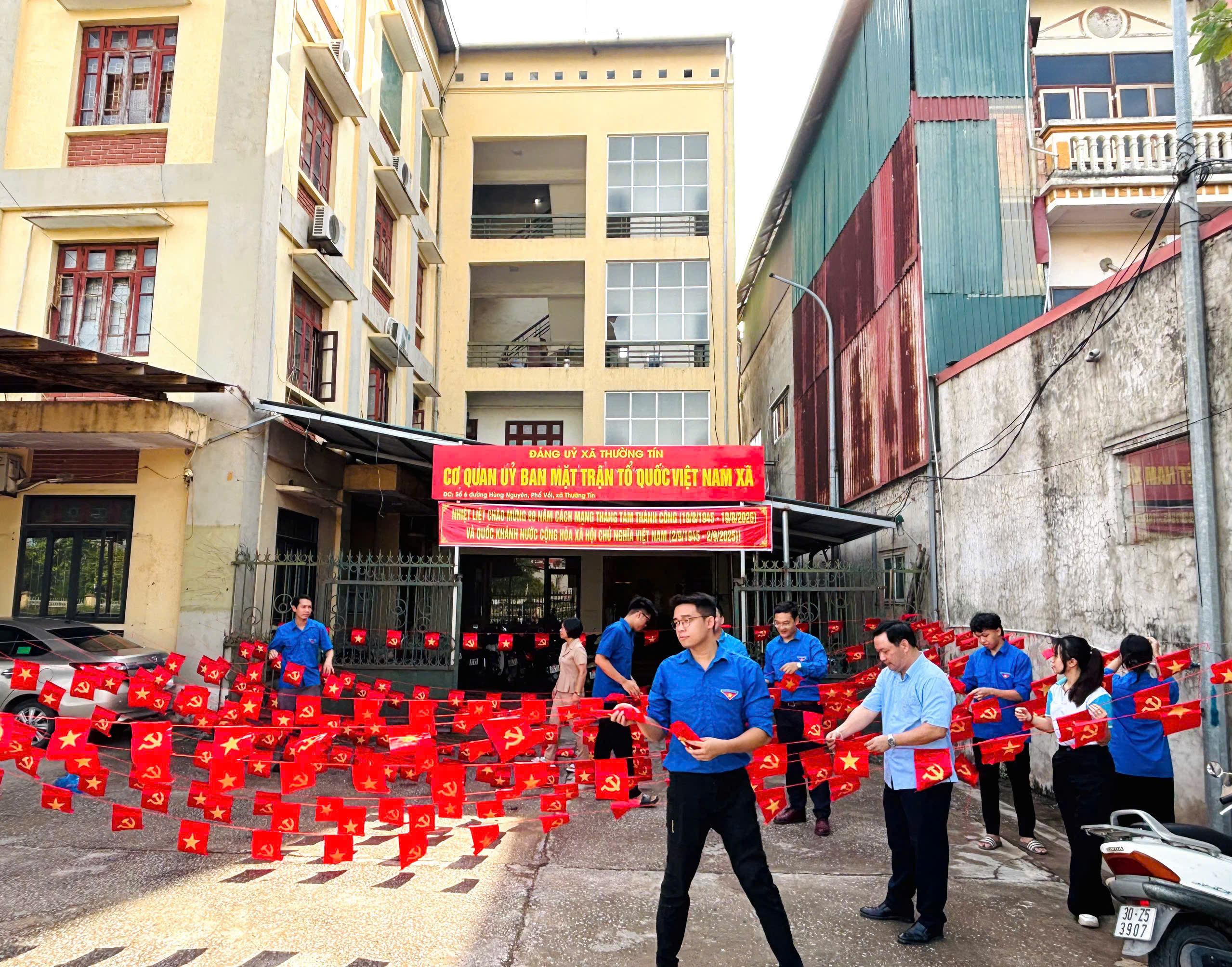 GẮN BIỂN, KHÁNH THÀNH CÔNG TRÌNH “A80 - MẶT TRẬN ĐOÀN KẾT THƯỜNG TÍN”- Ảnh 8.
