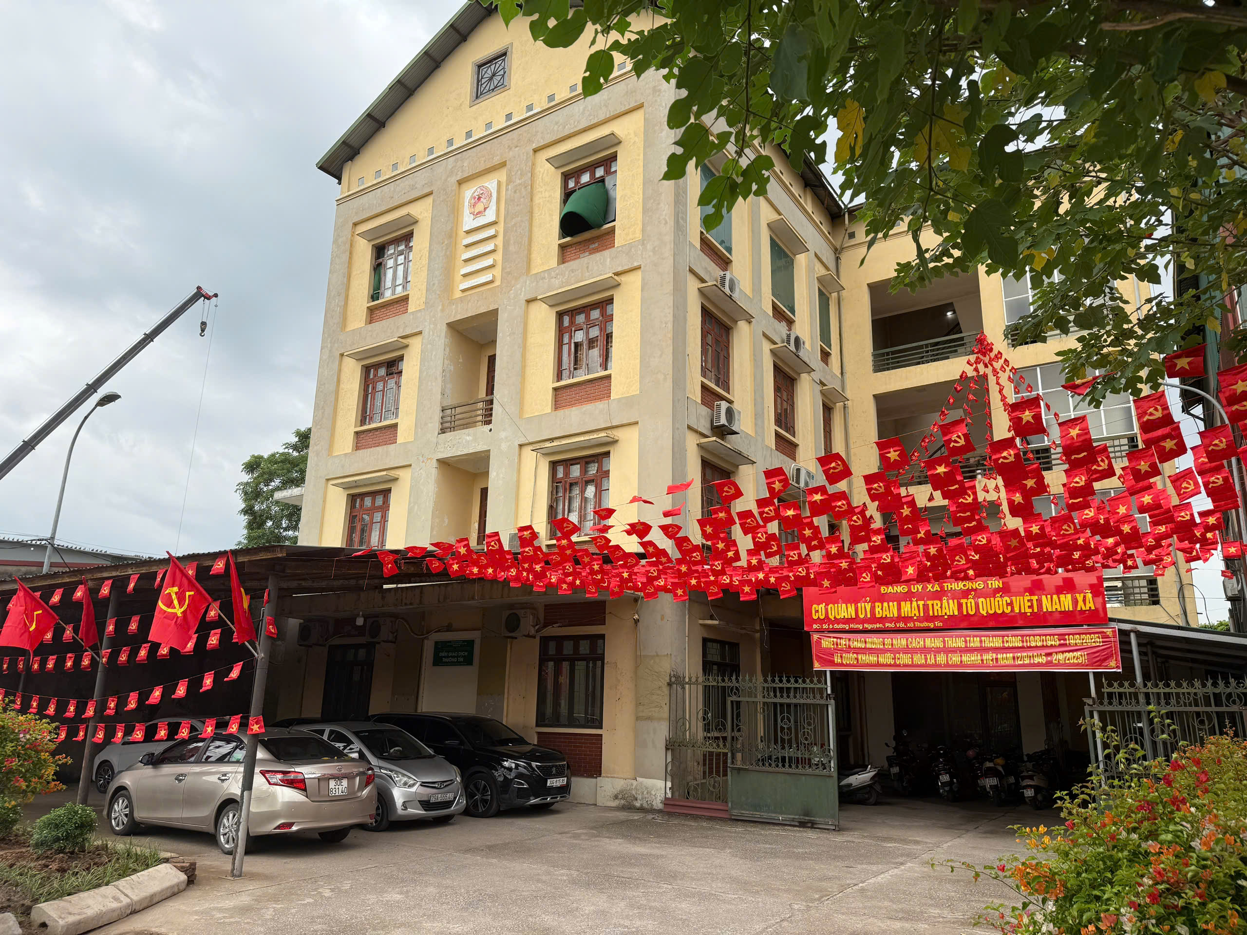 GẮN BIỂN, KHÁNH THÀNH CÔNG TRÌNH “A80 - MẶT TRẬN ĐOÀN KẾT THƯỜNG TÍN”- Ảnh 2.