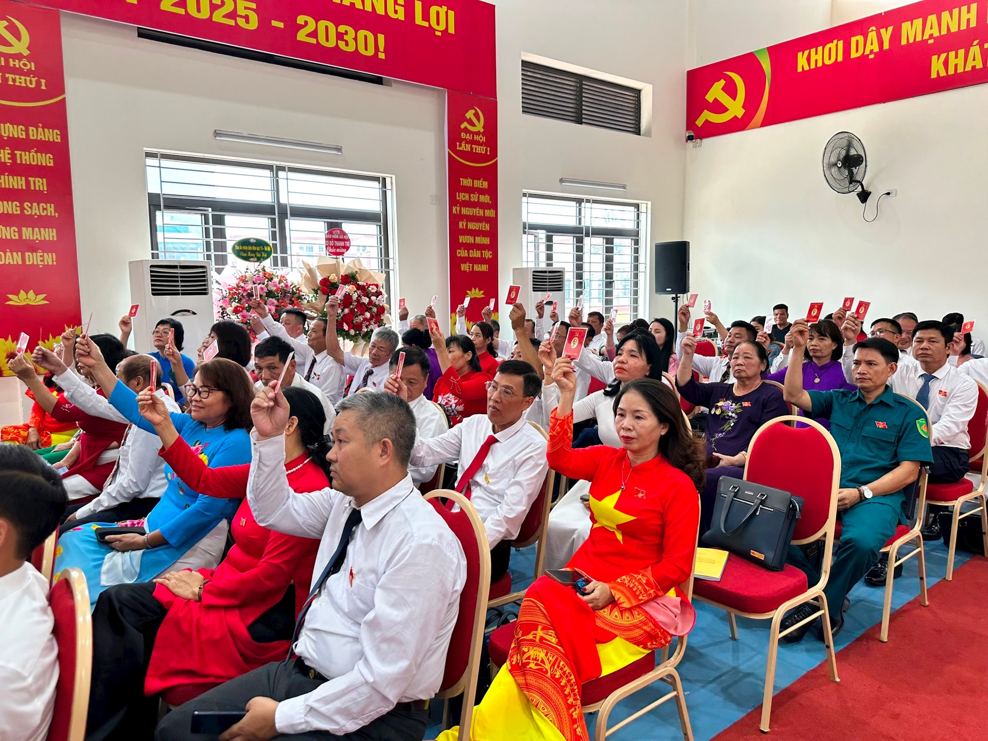 Phó Chủ tịch HĐND thành phố Phạm Thị Thanh Mai:Phát huy nguồn lực, xây dựng xã Đại Thanh theo hướng đô thị văn minh- Ảnh 9.