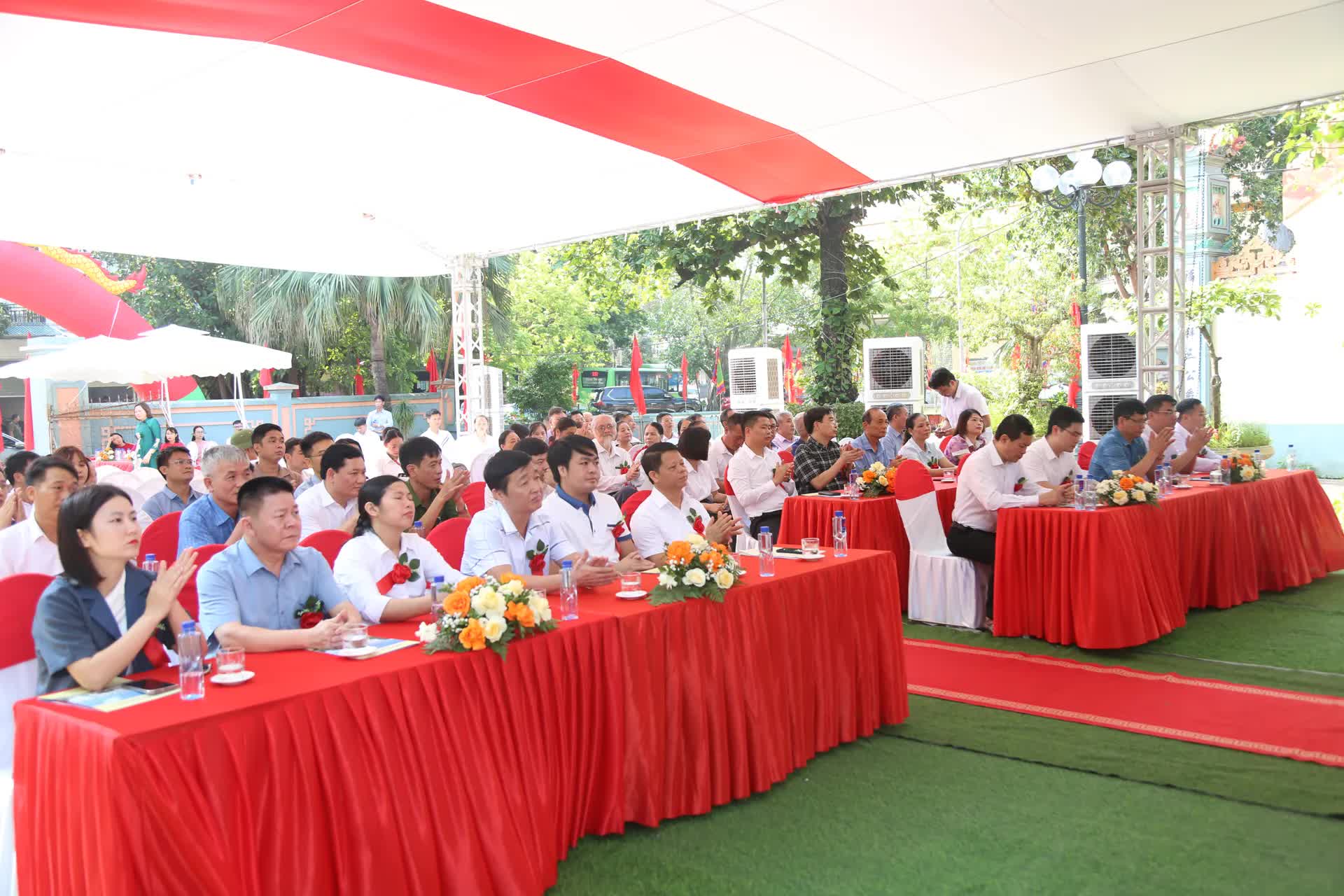 Xã Yên Lãng: Khởi công tôn tạo nhiều công trình văn hóa chào mừng đại hội Đảng bộ xã- Ảnh 2.