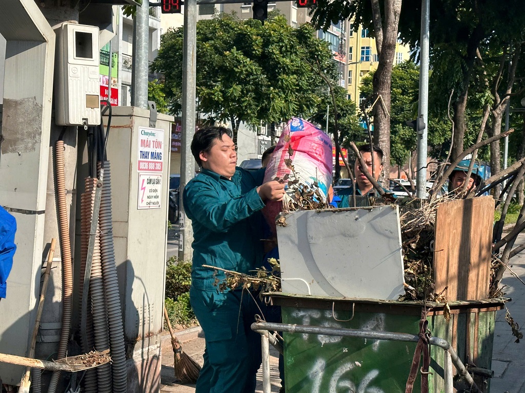 PHƯỜNG PHƯƠNG LIỆT TỔ CHỨC RA QUÂN TỔNG VỆ SINH MÔI TRƯỜNG TRÊN ĐỊA BÀN TOÀN PHƯỜNG SÁNG 02/8- Ảnh 8.