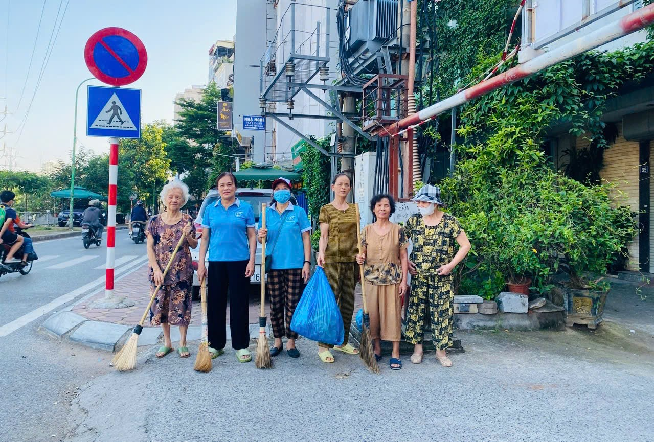 PHƯỜNG PHƯƠNG LIỆT TỔ CHỨC RA QUÂN TỔNG VỆ SINH MÔI TRƯỜNG TRÊN ĐỊA BÀN TOÀN PHƯỜNG SÁNG 02/8- Ảnh 11.