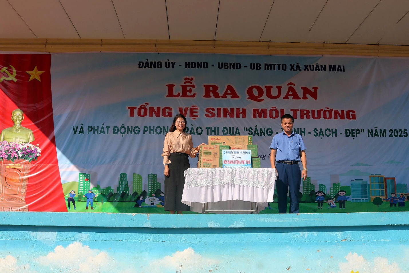 Xuân Mai ra quân tổng VSMT và phát động phong trào thi đua “Sáng - Xanh - Sạch - Đẹp”- Ảnh 6.