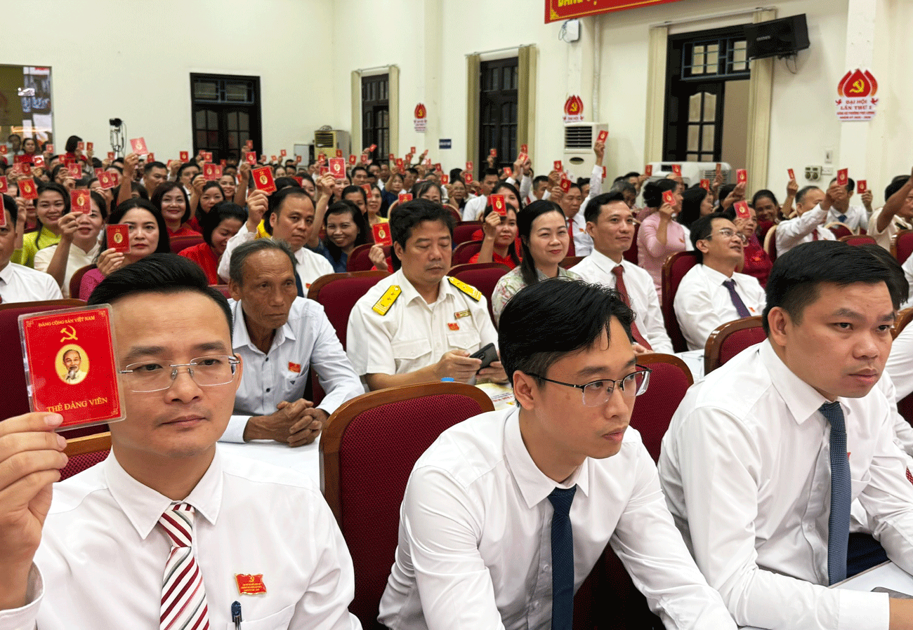 Đại hội Đảng bộ phường Phú Lương lần thứ I, nhiệm kỳ 2025 - 2030 thành công tốt đẹp- Ảnh 6.