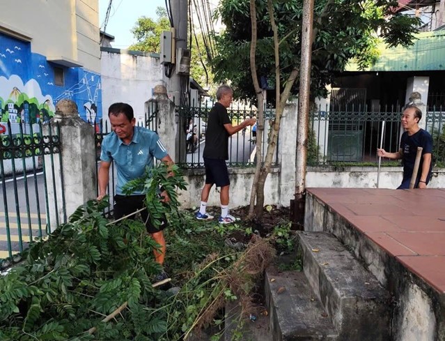 Xã Sơn Đồng ra quân tổng vệ sinh môi trường- Ảnh 12.