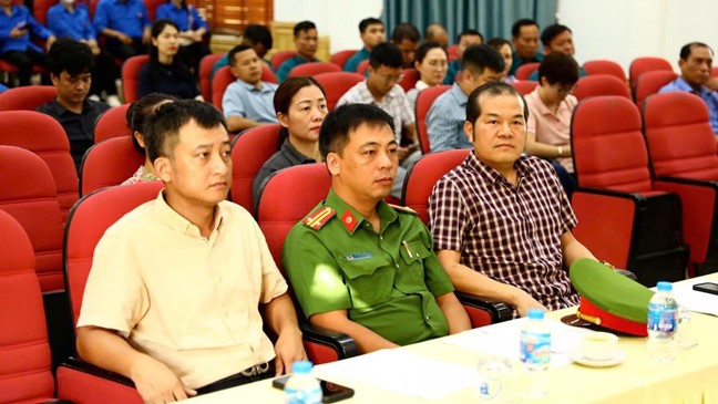 Xã Sơn Đồng ra quân tổng vệ sinh môi trường- Ảnh 3.