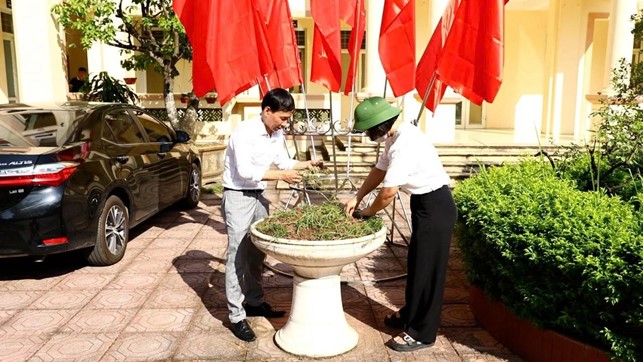 Xã Sơn Đồng ra quân tổng vệ sinh môi trường- Ảnh 9.