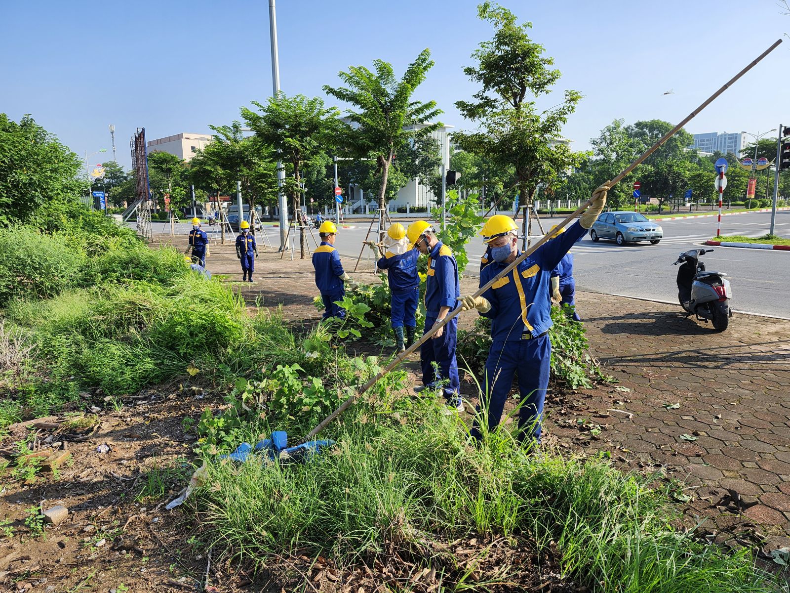 Phường Việt Hưng tổ chức Lễ ra quân tổng vệ sinh môi trường- Ảnh 10.