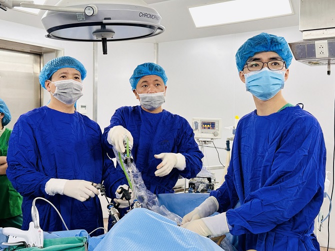 Bệnh viện Ung Bướu Hà Nội 6 tháng đầu năm khám gần 72.000 lượt bệnh nhân- Ảnh 1.