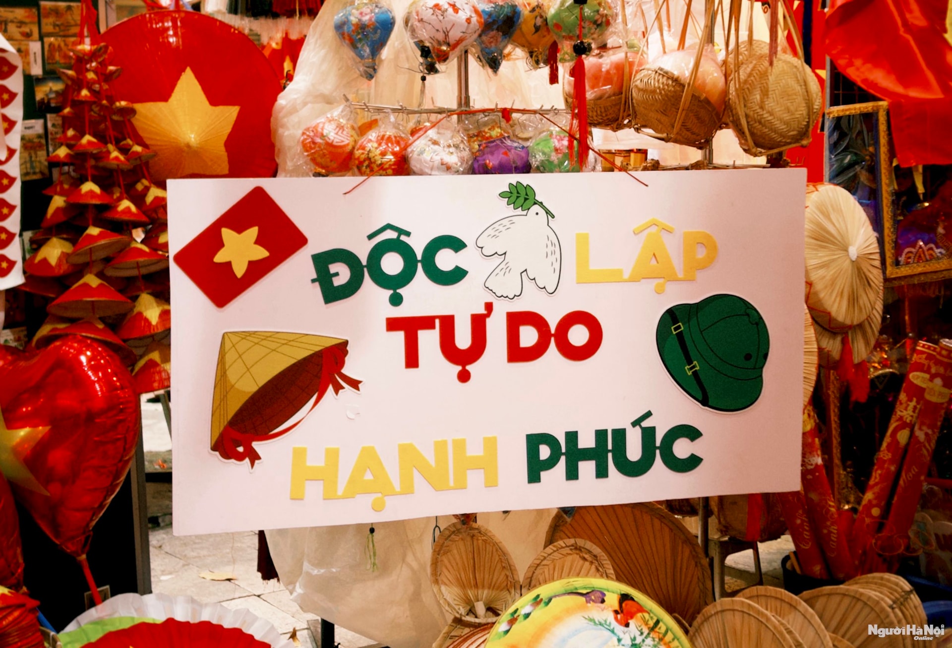 Hà Nội rực rỡ cờ hoa – Tự hào 80 năm mùa Thu cách mạng- Ảnh 7.