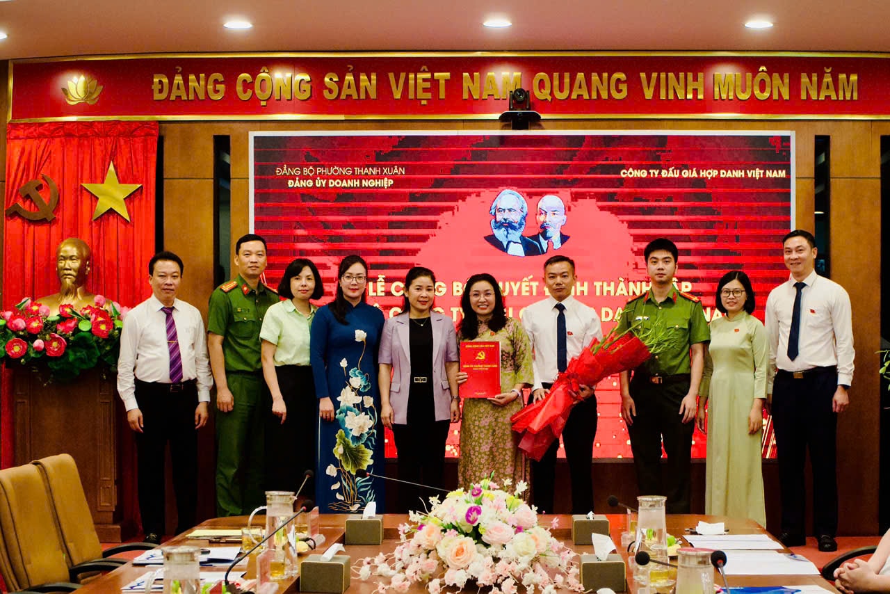 Thanh Xuân thành lập Chi bộ Công ty Đấu giá hợp danh Việt Nam- Ảnh 1.