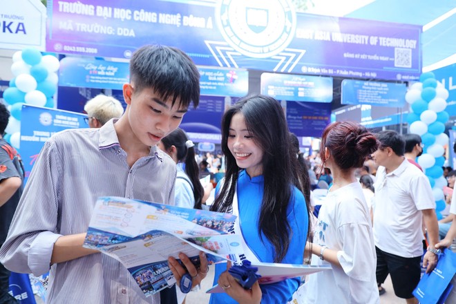 Thí sinh bắt đầu biết điểm chuẩn đại học từ chiều nay, 20-8- Ảnh 1.