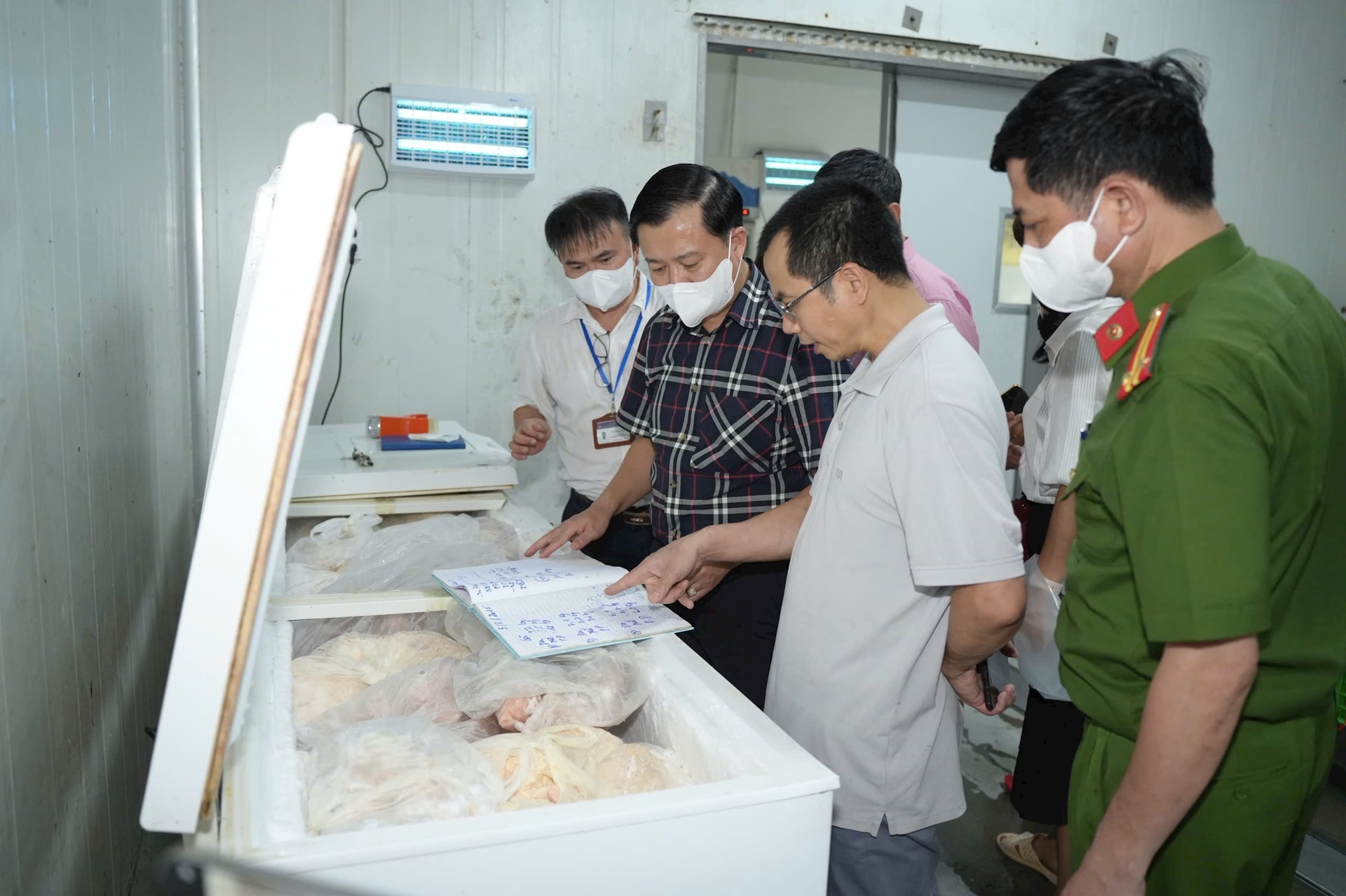 Bảo đảm an toàn thực phẩm dịp Tết Trung thu năm 2025- Ảnh 1.