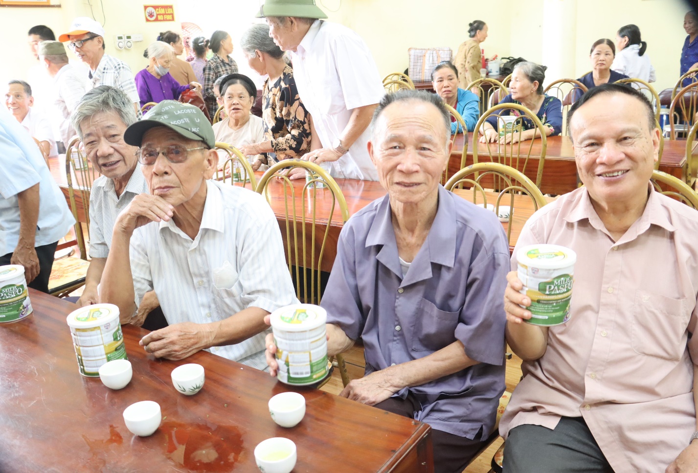 Công ty Cổ phần Giải Pháp Dinh Dưỡng Toàn Cầu trao tặng sản phẩm sữa Milk Pasfo cho người có công trên địa bàn xã Đại Xuyên- Ảnh 3.