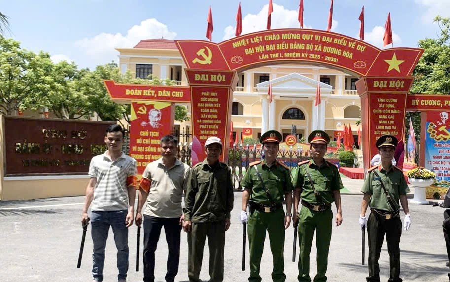 Công an xã Dương Hoà đảm bảo an toàn tuyệt đối an ninh trật tự phục vụ Đại hội đại biểu Đảng bộ xã lần thứ Nhất, nhiệm kỳ 2025-2030