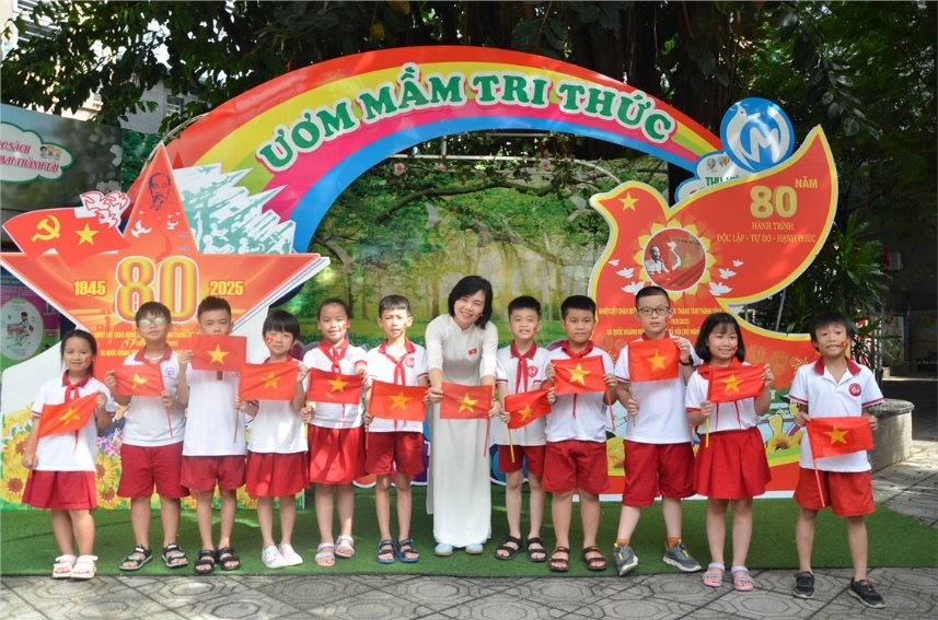 https://84866dde8c.vws.vegacdn.vn/UploadImages/news/2025/thkhuongmai/admin/2025_8/18/dsc5736_18820251050.JPG?w=1130