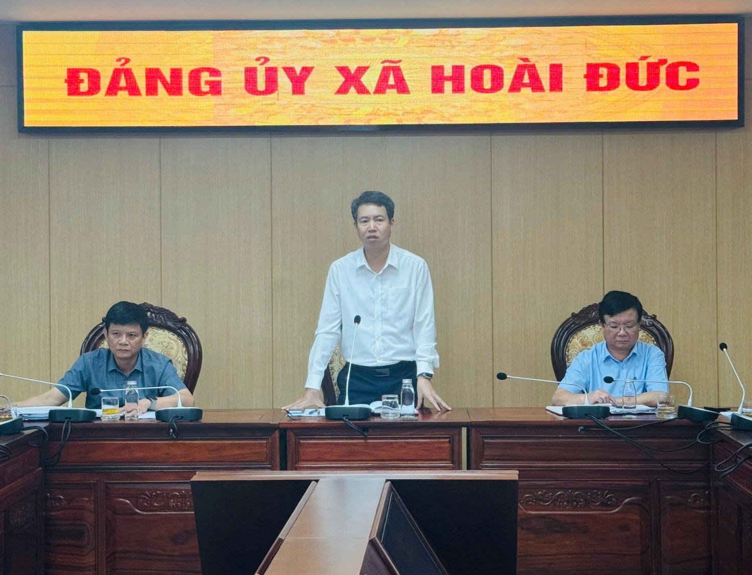 Hội nghị lần thứ 1 Ban Chấp hành Đảng bộ xã Hoài Đức khoá I, nhiệm kỳ 2025-2030- Ảnh 8.