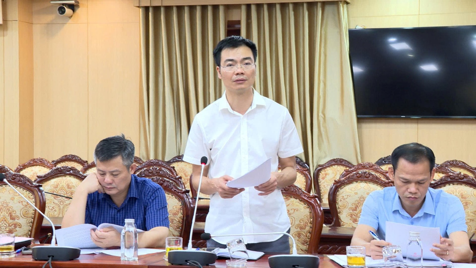 Thường trực HĐND xã Hoài Đức làm việc với UBND xã về việc trả lời các ý kiến, kiến nghị của cử tri tại các cuộc tiếp xúc cử tri sau kỳ họp thứ 2 HĐND xã khóa I, nhiệm kỳ 2021-2026- Ảnh 5.