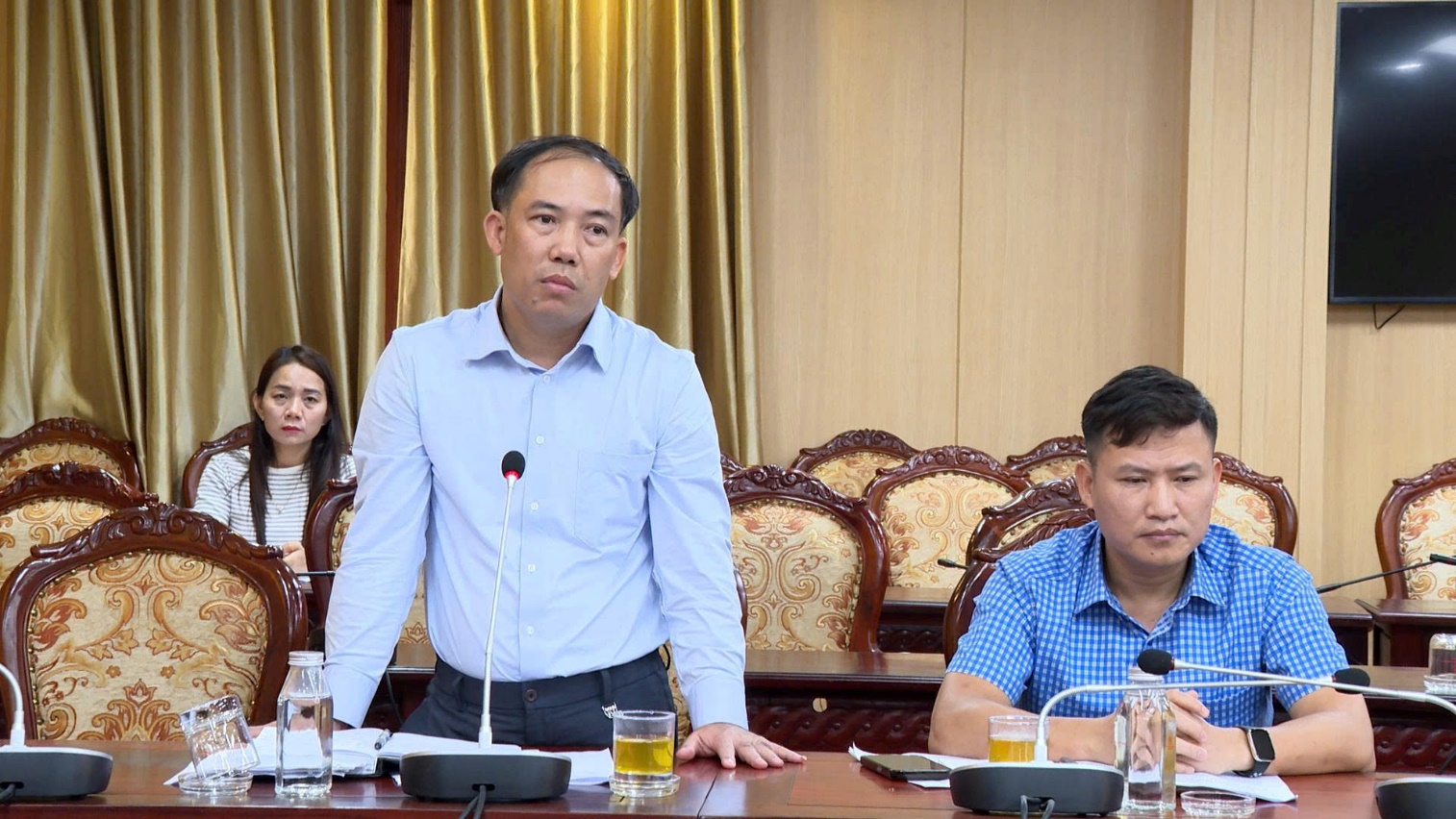 Thường trực HĐND xã Hoài Đức làm việc với UBND xã về việc trả lời các ý kiến, kiến nghị của cử tri tại các cuộc tiếp xúc cử tri sau kỳ họp thứ 2 HĐND xã khóa I, nhiệm kỳ 2021-2026- Ảnh 7.