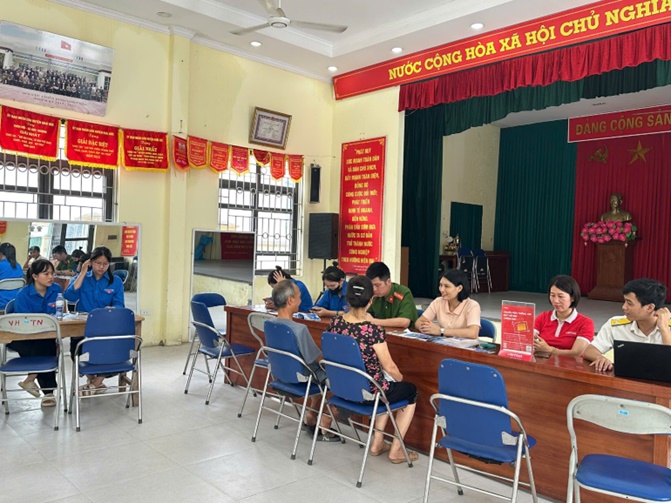 UBND xã Hoài Đức chỉ đạo tổ chức các hoạt động chào mừng kỷ niệm 80 năm Ngày Cách mạng tháng Tám thành công (19/8/1945-19/8/2025) và Quốc khánh nước CHXHCN Việt Nam (02/9/1945-02/9/2025)- Ảnh 6.
