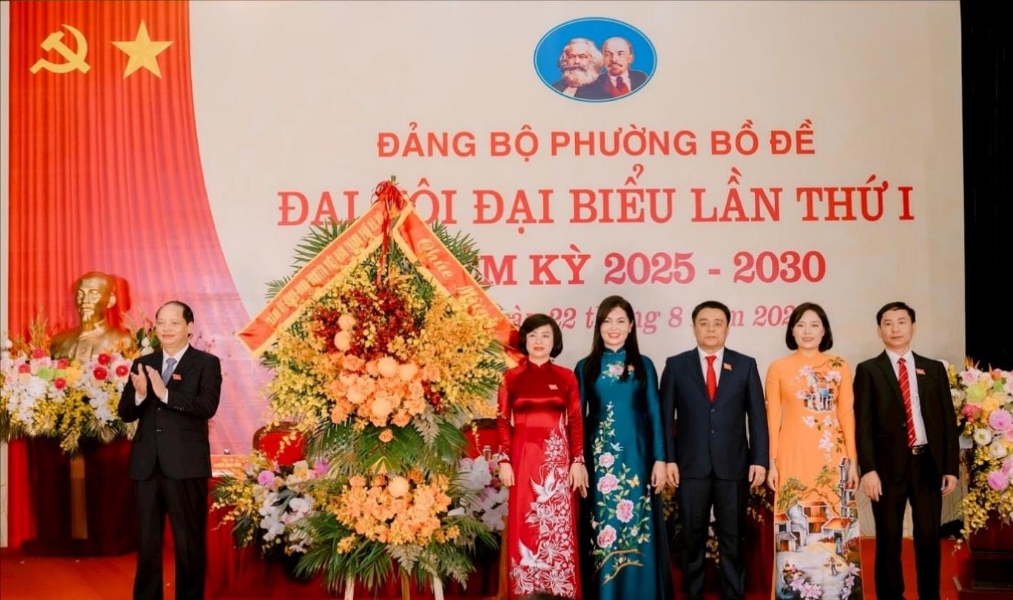 Đại hội đại biểu Đảng bộ phường Bồ Đề lần thứ I, nhiệm kỳ 2025-2030 thành công tốt đẹp- Ảnh 4.