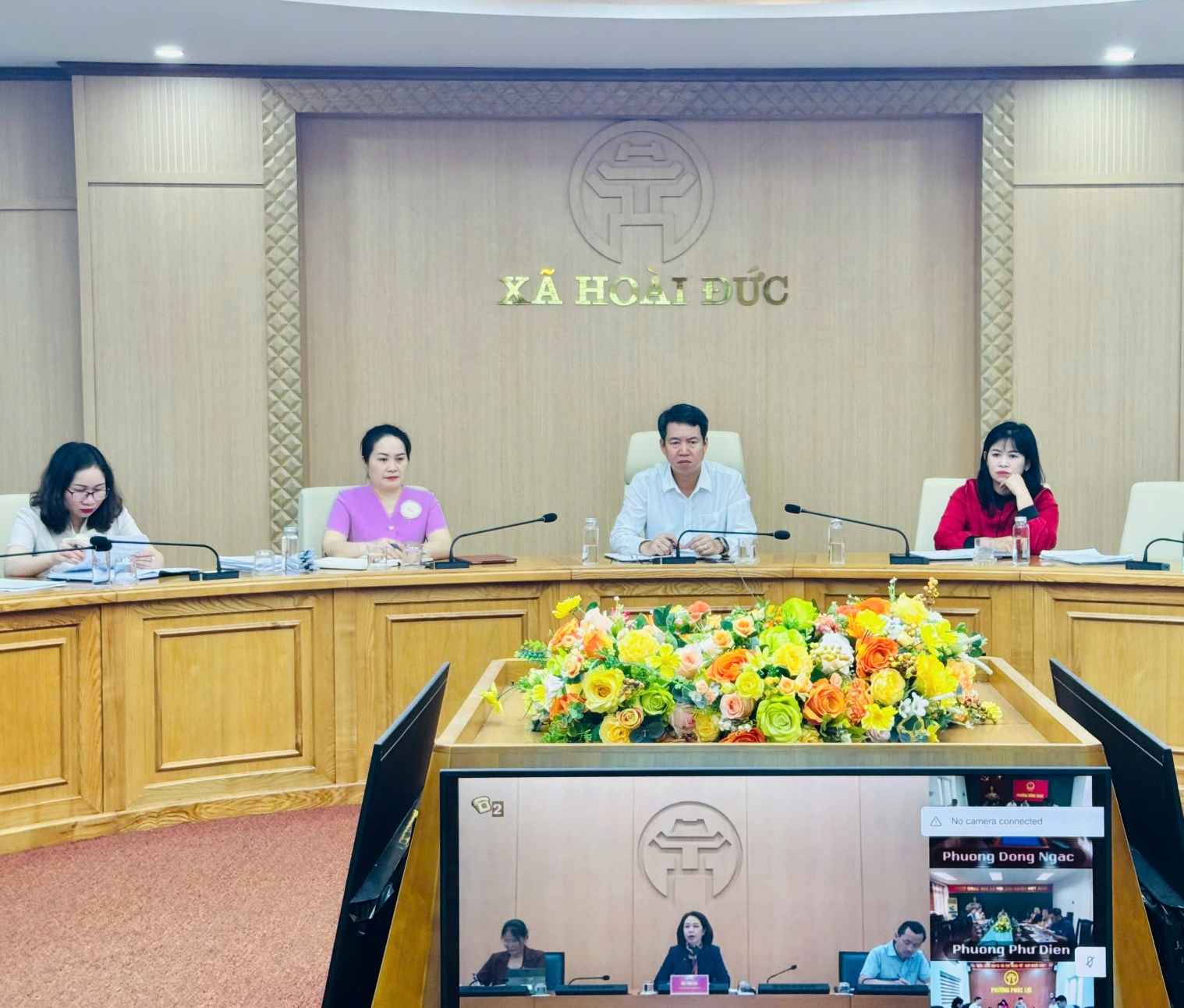Hoài Đức dự hội nghị trực tuyến triển khai một số nội dung phục vụ các hoạt động kỷ niệm và Lễ kỷ niệm, diễu binh, diễu hành 80 năm Cách mạng tháng Tám thành công và Quốc khánh nước CHXHCNVN- Ảnh 2.