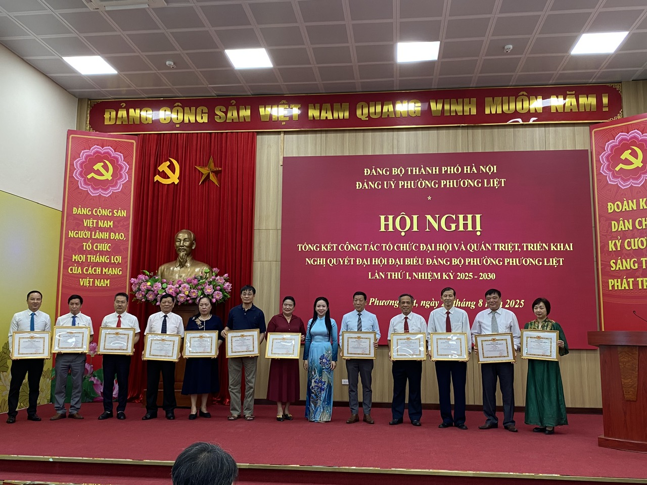 Đảng ủy phường Phương Liệt tổ chức Hội nghị Tổng kết công tác Đại hội và quán triệt, triển khai nghị quyết Đại hội Đảng bộ phường Phương Liệt lần thứ I, nhiệm kỳ 2025 - 2030- Ảnh 4.