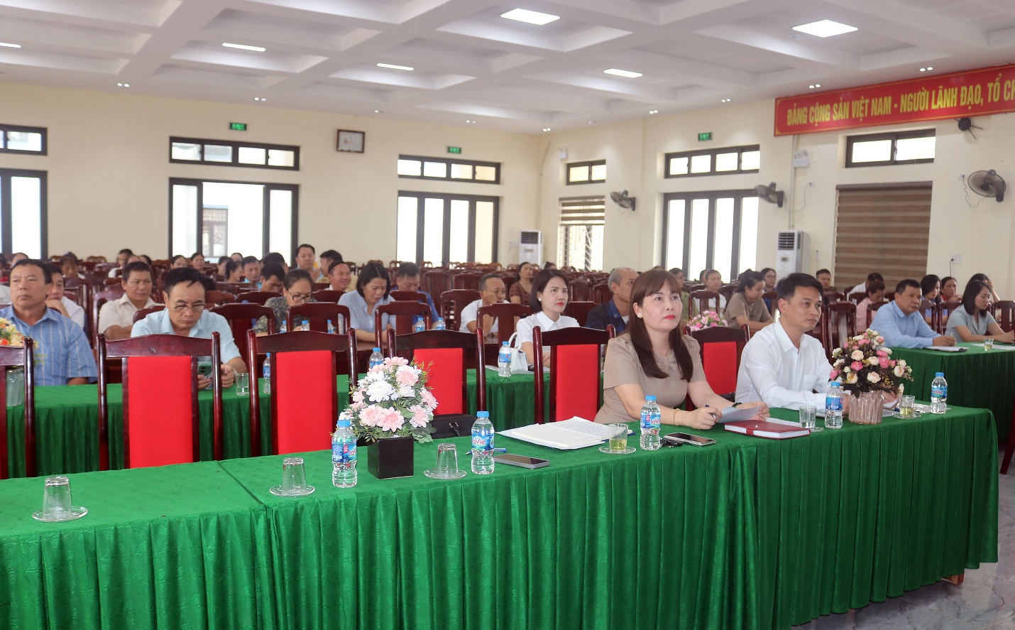 Xã Xuân Mai tổ chức hội nghị triển khai chiến dịch tổng vệ sinh môi trường diệt bọ gậy, chủ động phòng, chống sốt xuất huyết đợt 1- Ảnh 1.