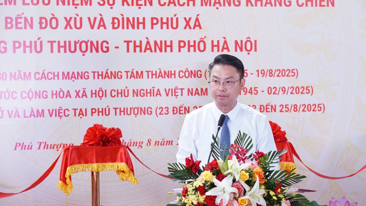 Phường Phú Thượng gắn biển công trình lưu niệm 80 năm Chủ tịch Hồ Chí Minh về ở, làm việc- Ảnh 5.