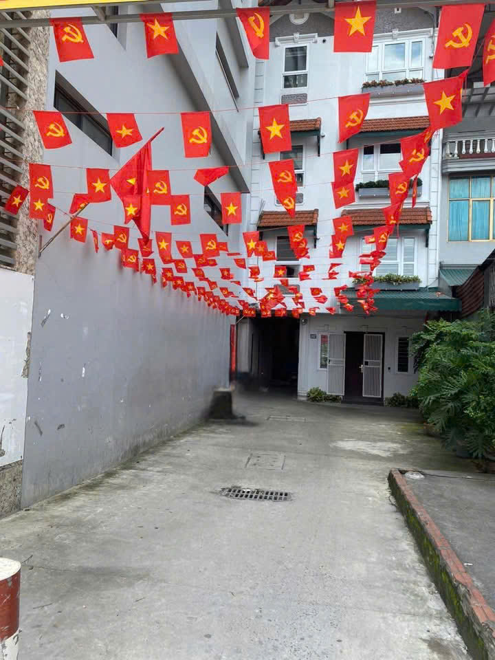 SẮC ĐỎ TRONG NHỮNG NGÀY THÁNG LỊCH SỬ CỦA DÂN TỘC- Ảnh 8.