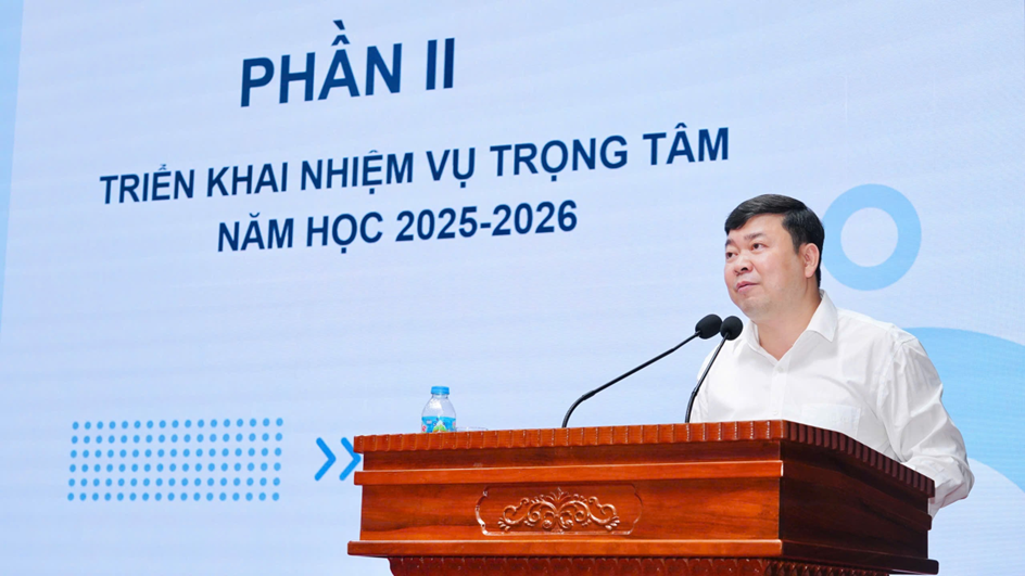 Xã Yên Lãng tổ chức hội nghị tổng kết năm học 2024 - 2025, triển khai nhiệm vụ năm học 2025 - 2026 và trao đổi về công tác chuẩn bị năm học mới.- Ảnh 2.