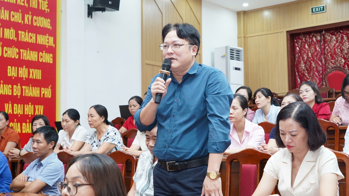 Xã Yên Lãng tổ chức hội nghị tổng kết năm học 2024 - 2025, triển khai nhiệm vụ năm học 2025 - 2026 và trao đổi về công tác chuẩn bị năm học mới.- Ảnh 3.