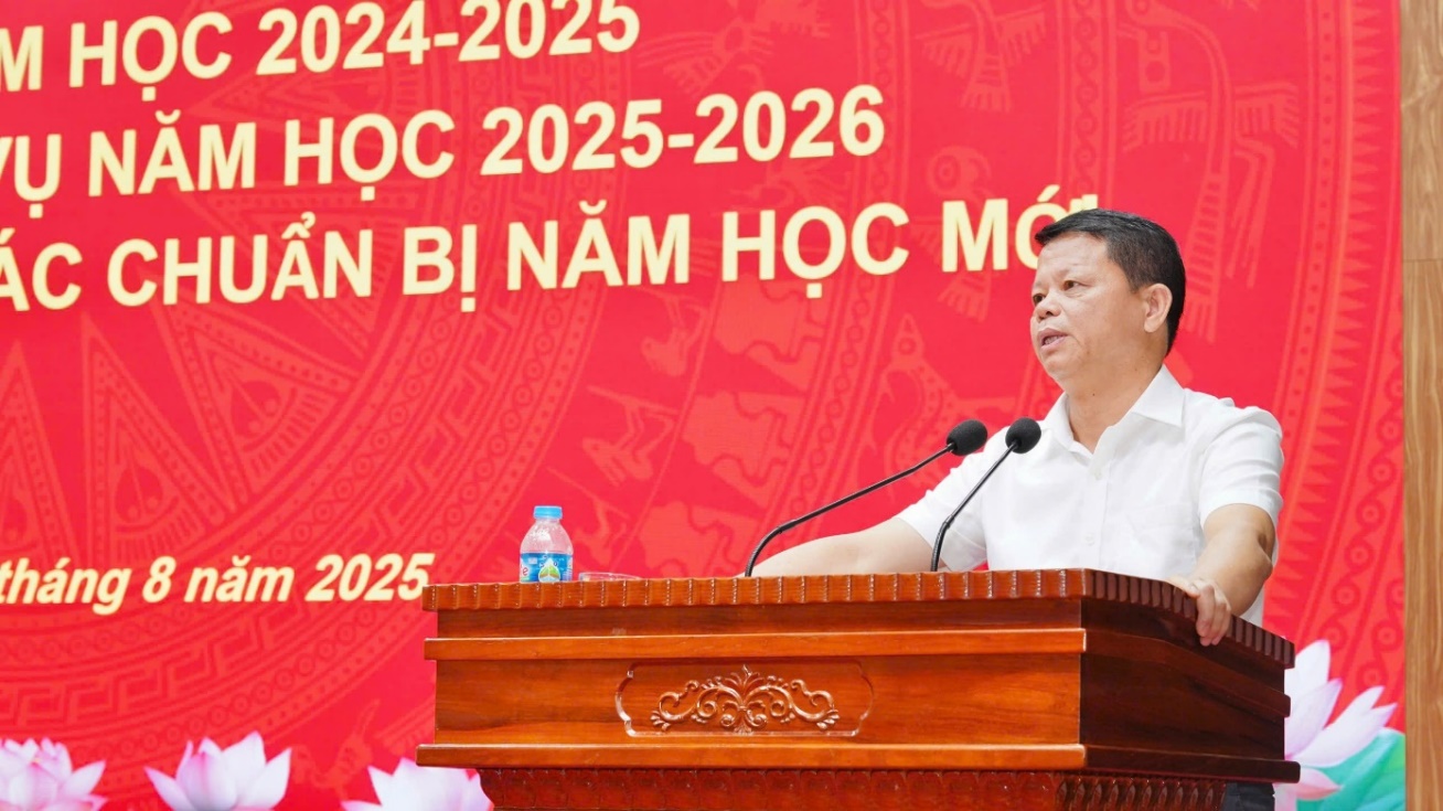 Xã Yên Lãng tổ chức hội nghị tổng kết năm học 2024 - 2025, triển khai nhiệm vụ năm học 2025 - 2026 và trao đổi về công tác chuẩn bị năm học mới.- Ảnh 4.