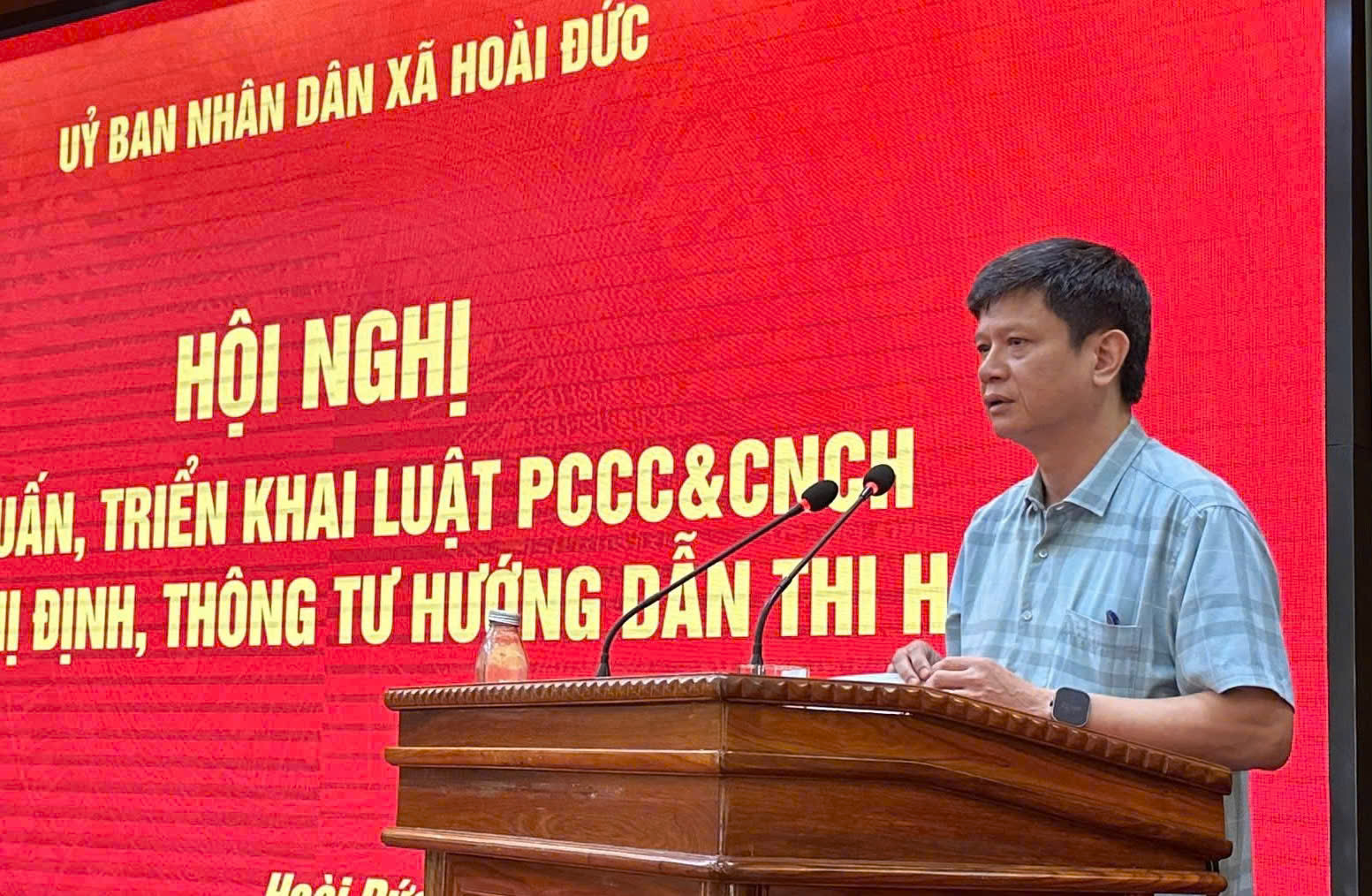 Hoài Đức tổ chức Hội nghị tập huấn, triển khai thi hành Luật PCCC&CNCH, và các Nghị định, thông tư hướng dẫn thi hành- Ảnh 1.