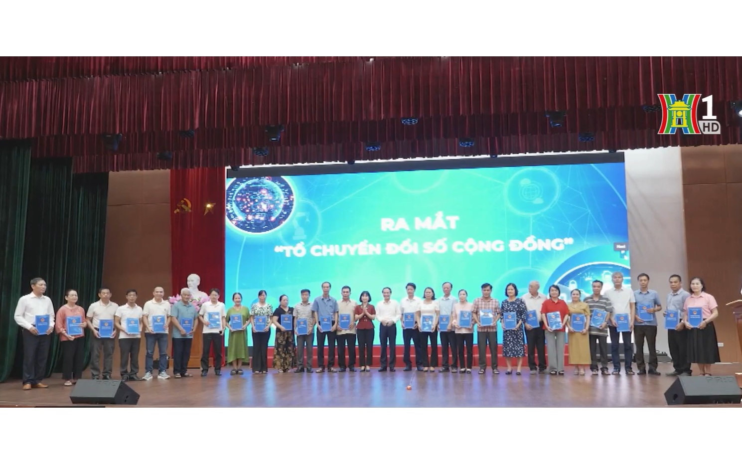 Phường Cầu Giấy ra mắt 55 tổ chuyển đổi số cộng đồng