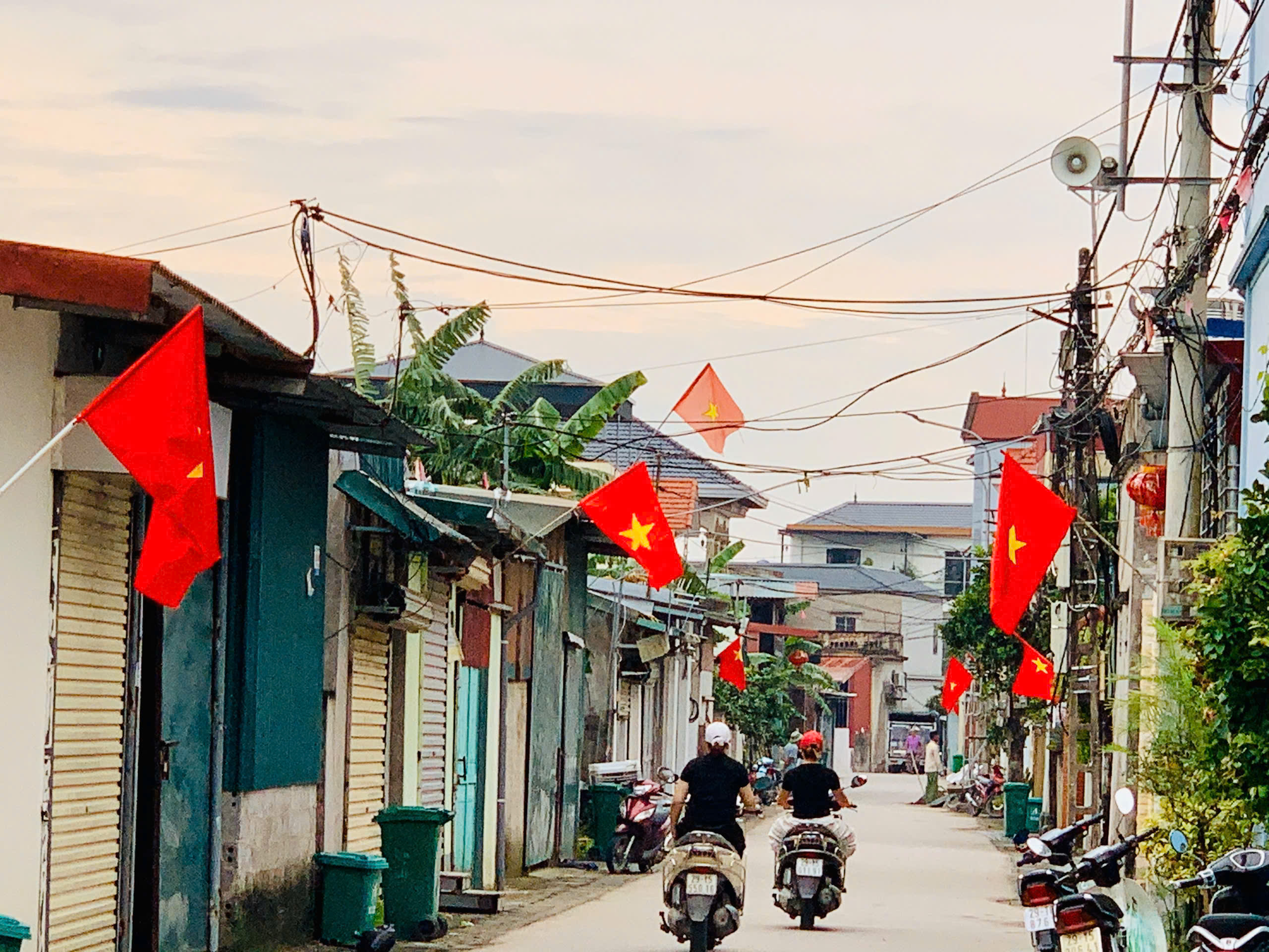 Xã Thượng Phúc: Rực rỡ sắc cờ hoa chào mừng Kỷ niệm 80 năm Cách mạng tháng 8 thành công (19/8) và Quốc khánh nước CHXHCN Việt Nam (2/9)- Ảnh 23.