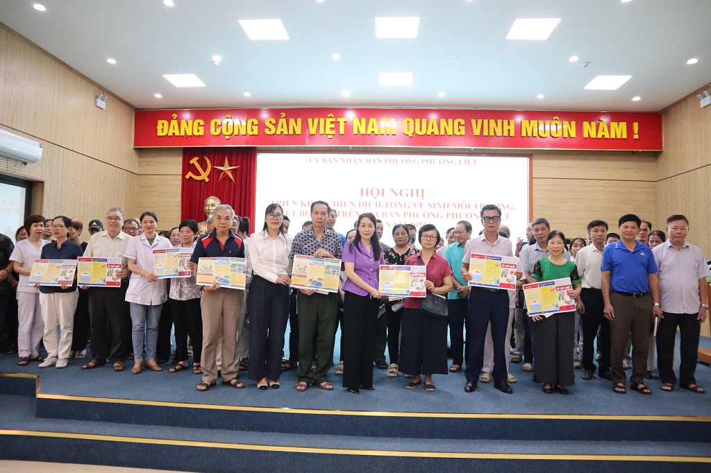 PHƯỜNG PHƯƠNG LIỆT TỔ CHỨC HỘI NGHỊ TRIỂN KHAI CHIẾN DỊCH TỔNG VỆ SINH MÔI TRƯỜNG, DIỆT BỌ GẬY TRÊN ĐỊA BÀN- Ảnh 2.