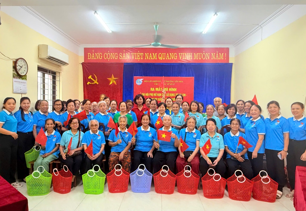 Ra mắt mô hình "Chi hội phụ nữ hạn chế sử dụng túi nilon - chung tay bảo vệ môi trường"- Ảnh 2.
