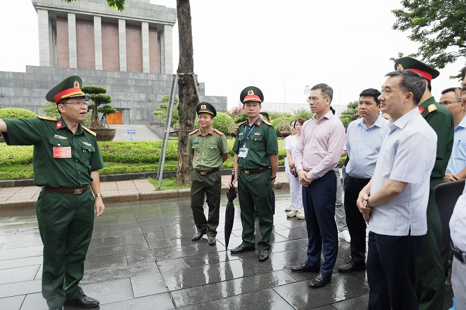 https://soyte.hanoi.gov.vn/documents/5065328/9051514/IMG_5382.JPG/0743db49-2401-4042-a3d6-2b0a52b05cbe?t=1756108416283