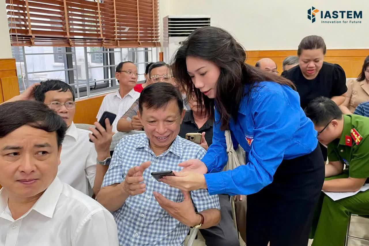 Lan toả phong trào Bình dân học vụ số khu vực Thanh Xuân- Ảnh 1.