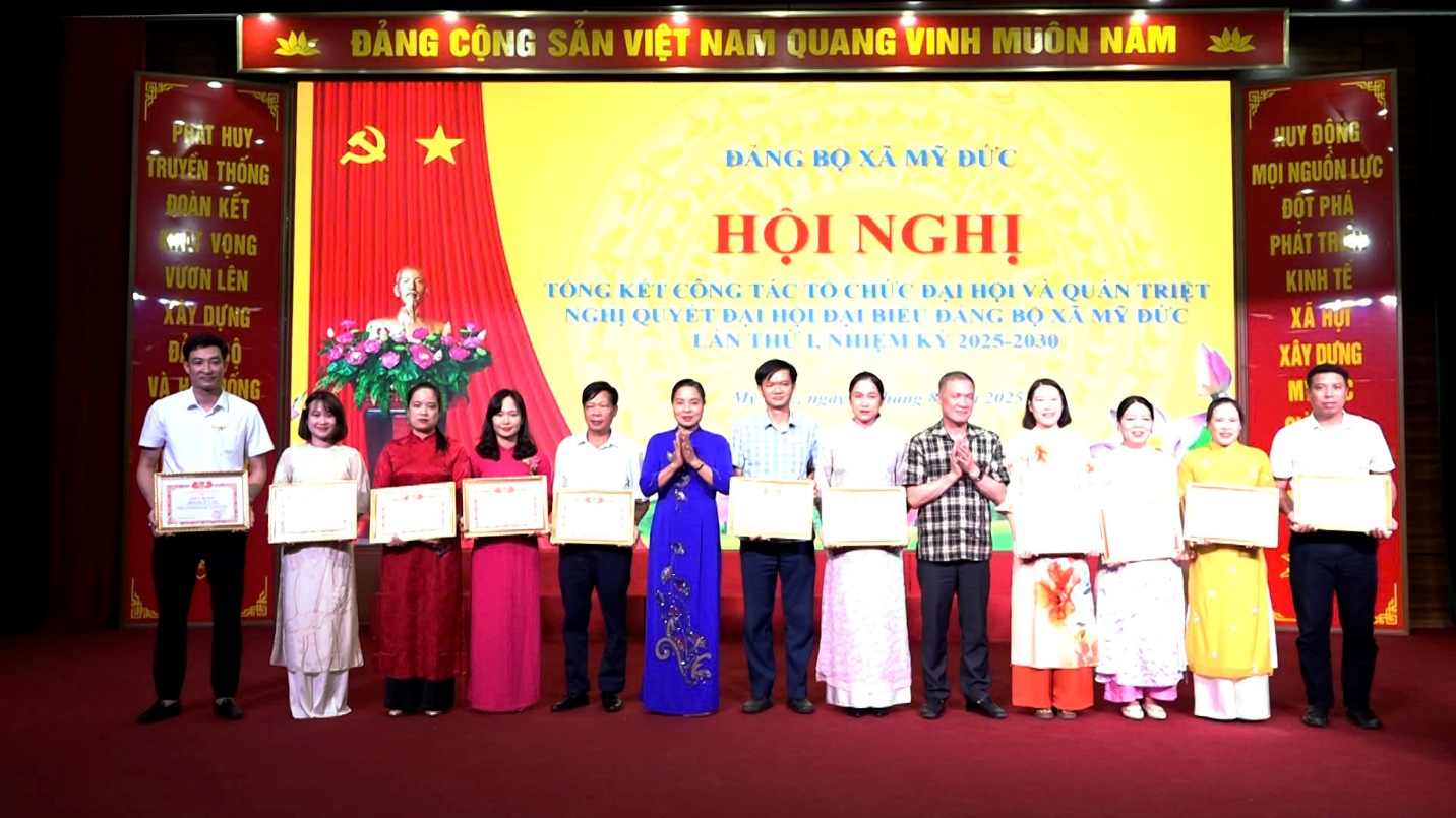 Đảng bộ xã Mỹ Đức tổng kết công tác tổ chức Đại hội và quán triệt Nghị quyết Đại hội đại biểu Đảng bộ xã khóa I- Ảnh 5.