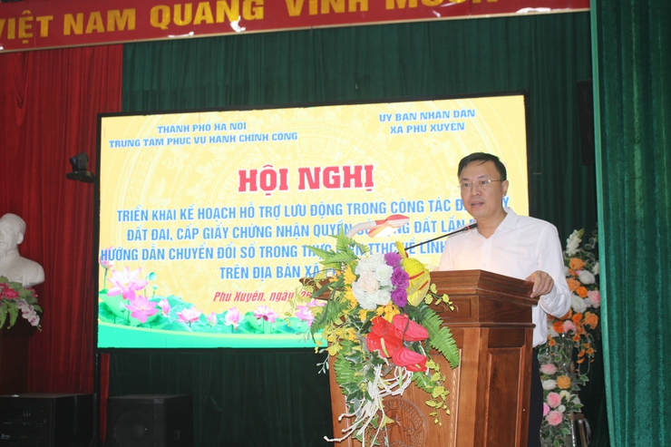 Thí điểm hỗ trợ lưu động trong công tác đăng ký đất đai, cấp GCN quyền sử dụng đất lần đầu tại xã Phú Xuyên- Ảnh 1.