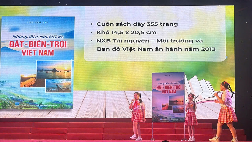 Thiếu nhi phường Phương Liệt tham gia sôi nổi tại Vòng sơ khảo Hội thi tuyên truyền giới thiệu sách, Múa hát tập thể và Ca khúc măng non năm 2025- Ảnh 2.