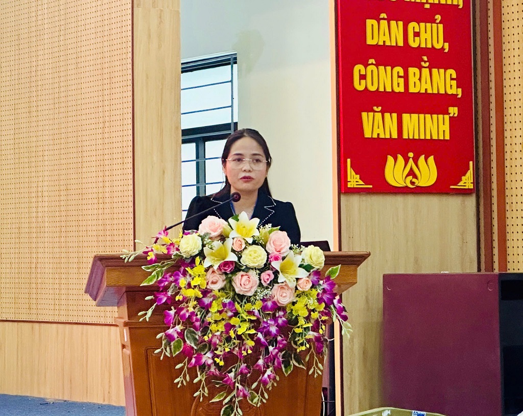 Phường Phương Liệt tổ chức họp giao ban định kỳ tập thể UBND phường tháng 8/2025 và triển khai nhiệm vụ trọng tâm tháng 9/2025- Ảnh 6.