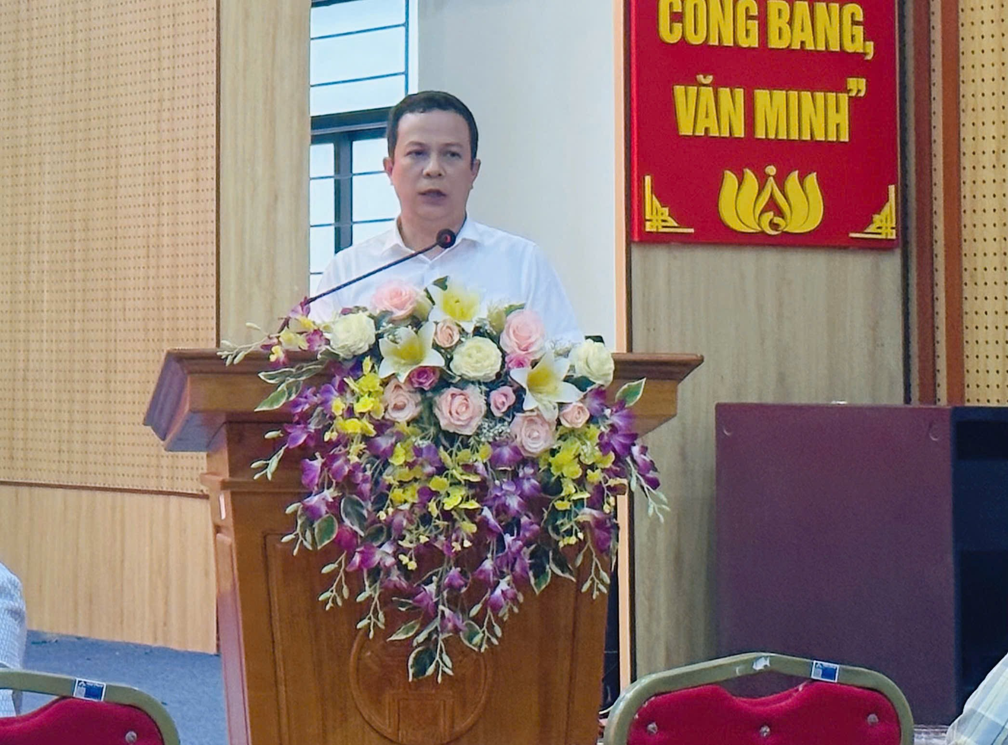Phường Phương Liệt tổ chức họp giao ban định kỳ tập thể UBND phường tháng 8/2025 và triển khai nhiệm vụ trọng tâm tháng 9/2025- Ảnh 8.