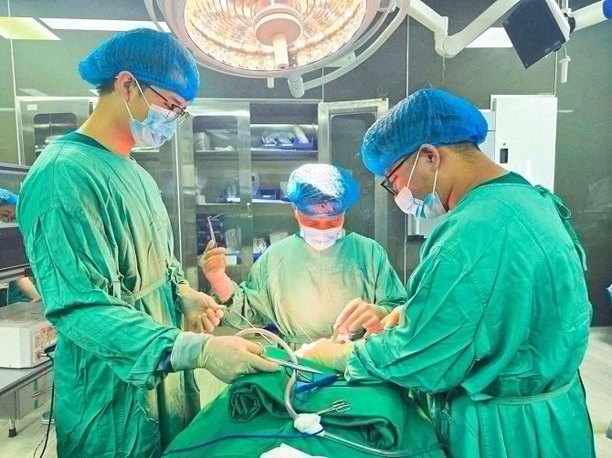 Phối hợp liên chuyên khoa để điều trị một trường hợp chấn thương Sọ não – Hàm mặt – Mắt thành công- Ảnh 1.