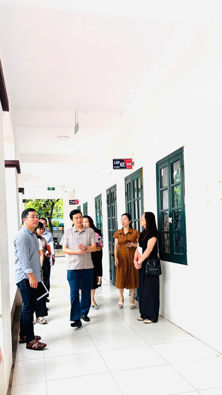 THƯỜNG TRỰC HĐND XÃ SÓC SƠN KHẢO SÁT VIỆC TRIỂN KHAI NHIỆM VỤ NĂM HỌC 2025 - 2026 - Ảnh 2.