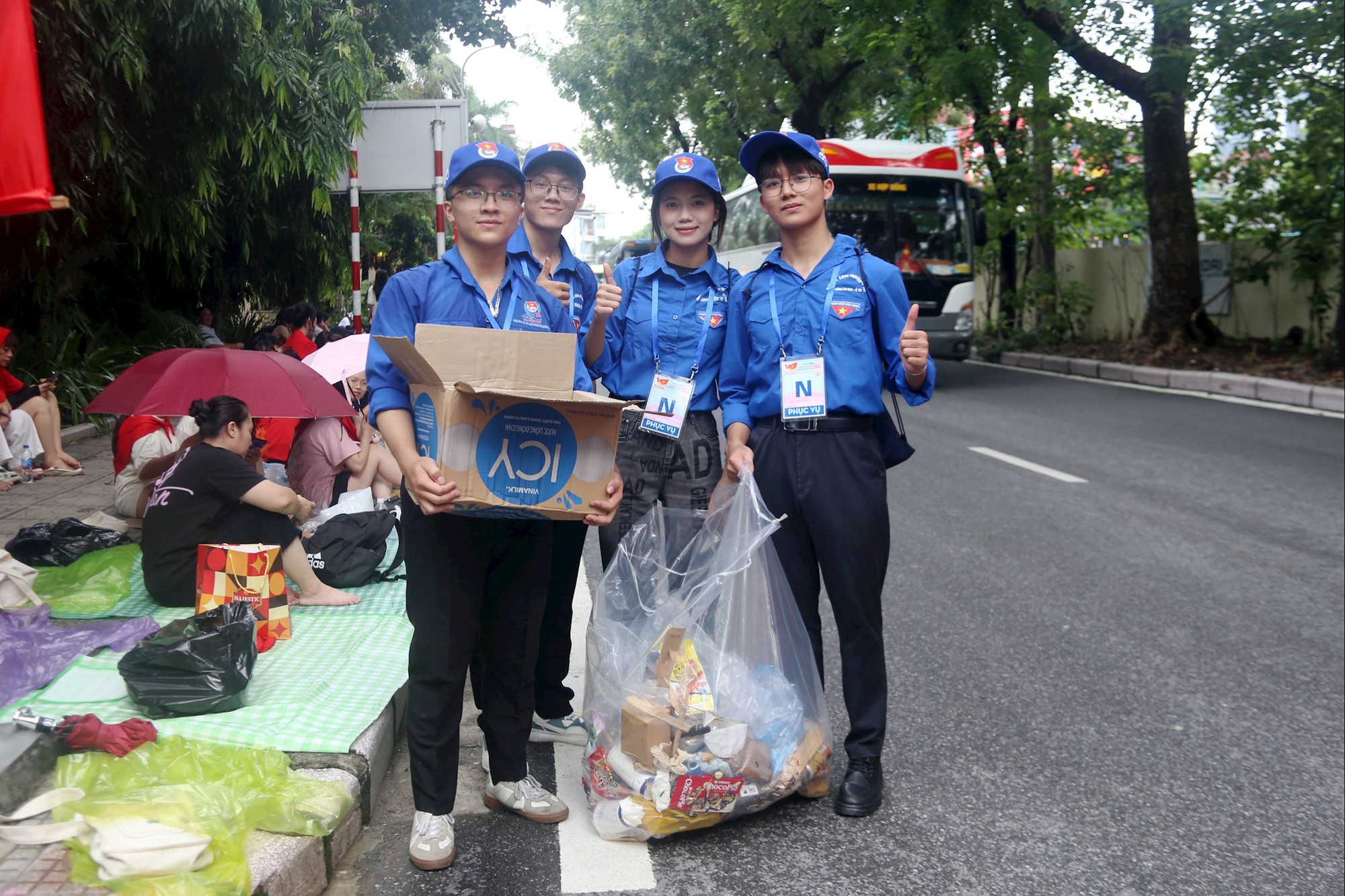 Nhiều hoạt động ý nghĩa trước buổi sơ duyệt- Ảnh 3.
